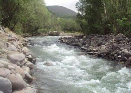 سند بستر ۱۰ رودخانه مهم استان تهران پس از تثبیت و حدنگاری صادر شد